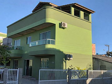CASA EM ITAPEMA